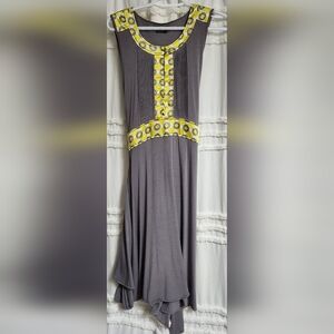BCBGMaxAzria Dress in Gray and Yellow. Price Is Firm. As Is*